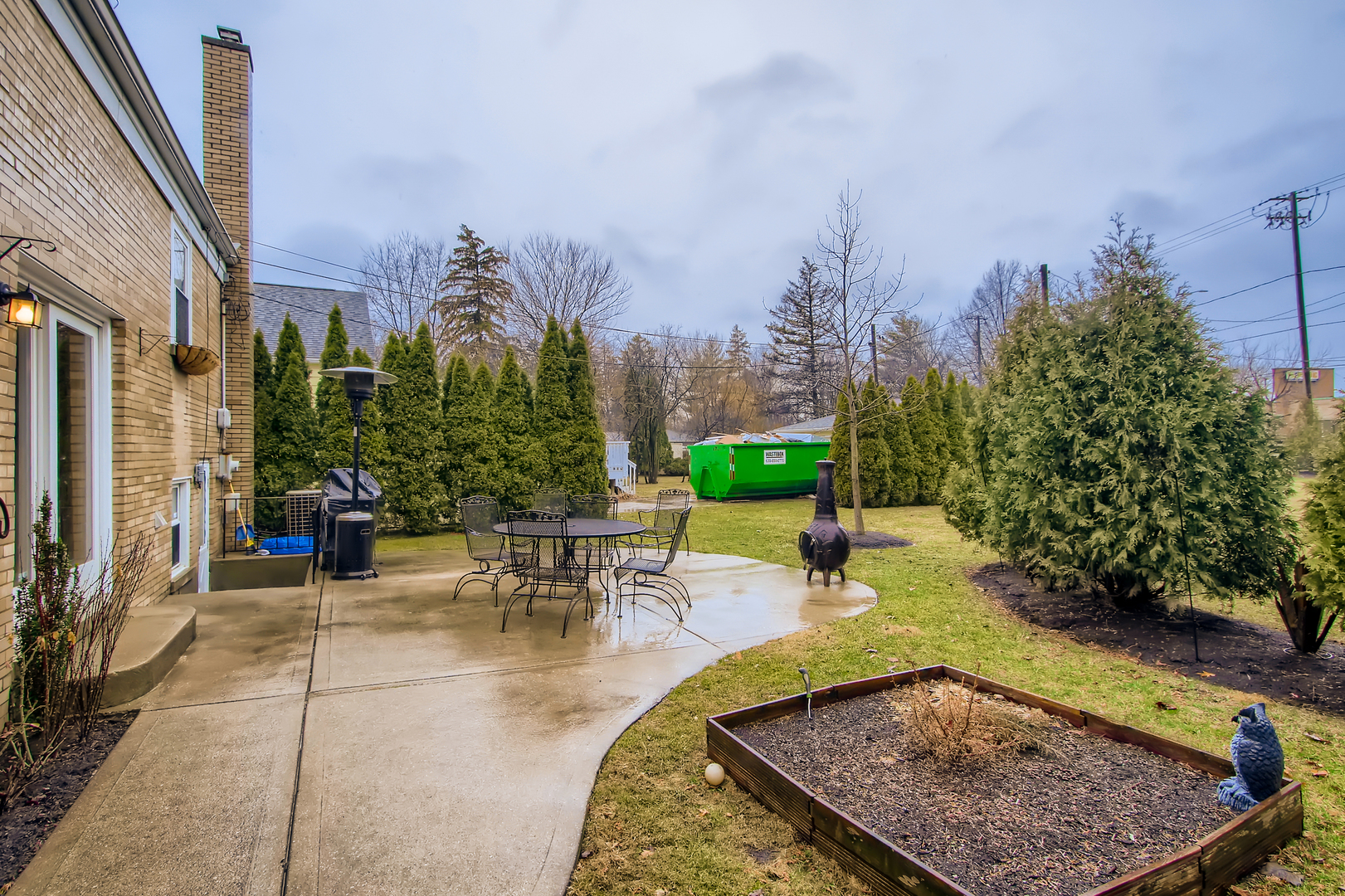50 Northgate Road Riverside, IL 60546 - Photo 23 of 33 a view of a backyard with sitting area
