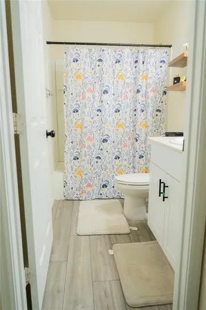 $2,050 | 415 Grenada Lk Drive, Princeton, TX 75407