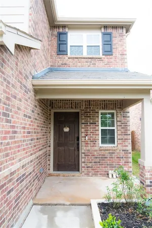 $2,050 | 415 Grenada Lk Drive, Princeton, TX 75407