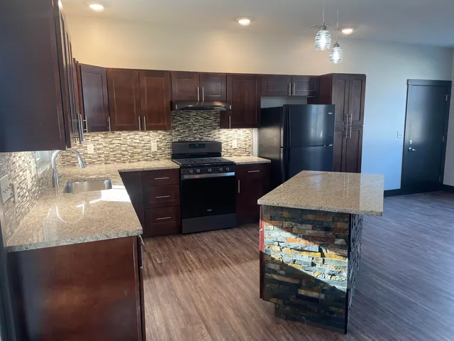 $245,000 | 410 West 1st Avenue, El Dorado, KS 67042