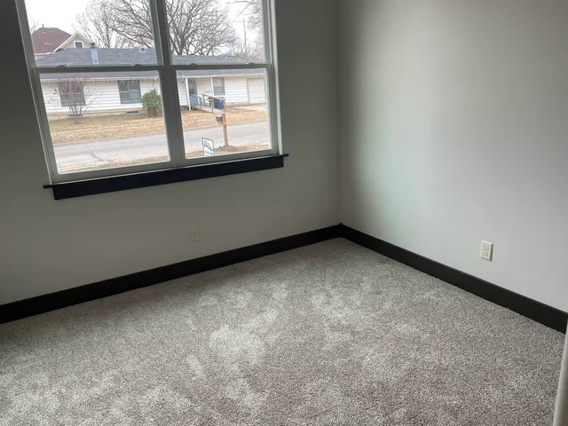$245,000 | 410 West 1st Avenue, El Dorado, KS 67042