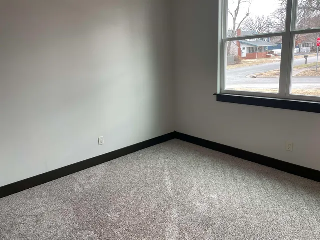 $245,000 | 410 West 1st Avenue, El Dorado, KS 67042