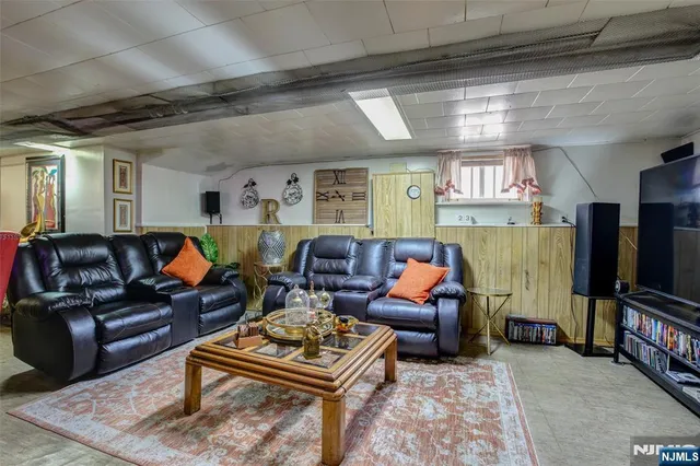 $435,900 | 284 West End Avenue, Newark, NJ 07106