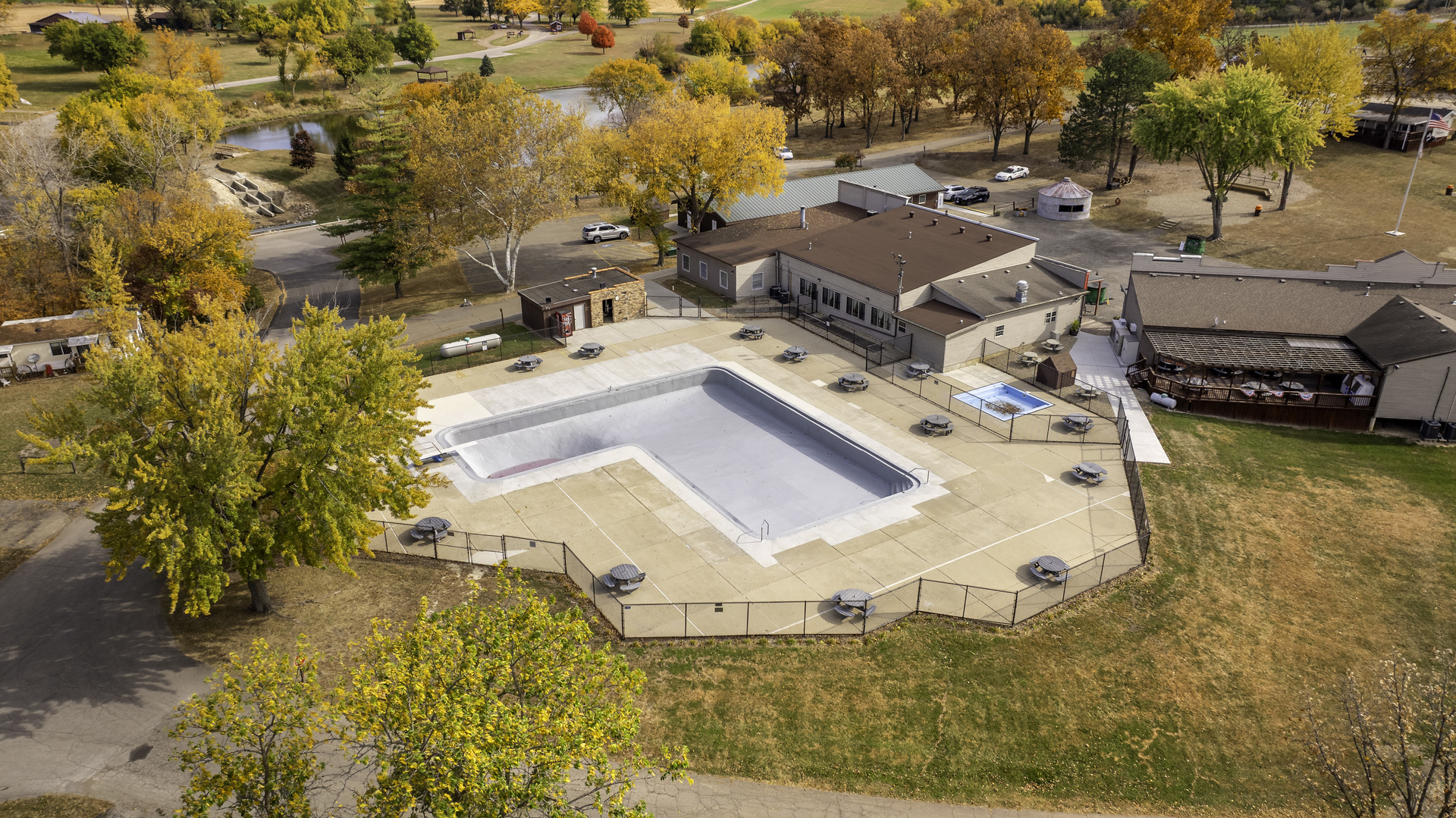 2795 East 28th Road Marseilles, IL 61341 - Photo 22 of 50 a view of a swimming pool