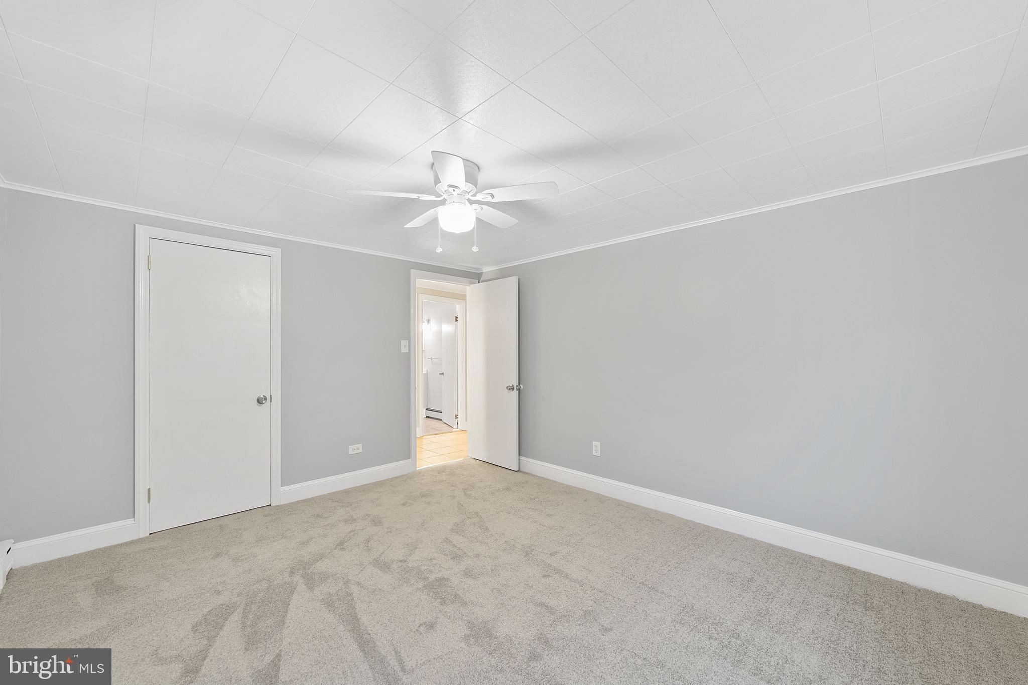 135 Keswick Avenue Ewing, NJ 08638 - Photo 8 of 25