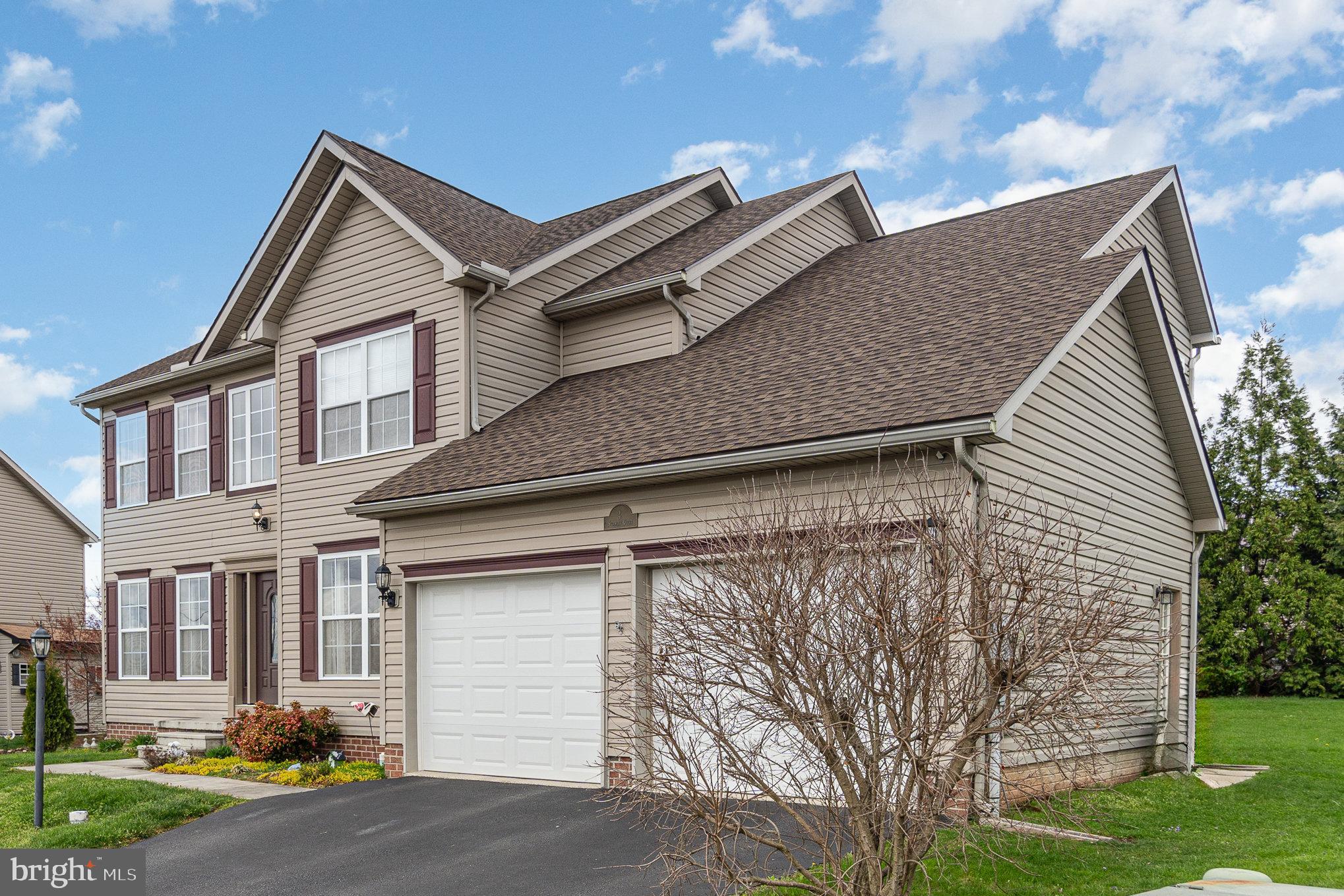 4 Sycamore Court Littlestown, PA 17340 - Photo 4 of 38
