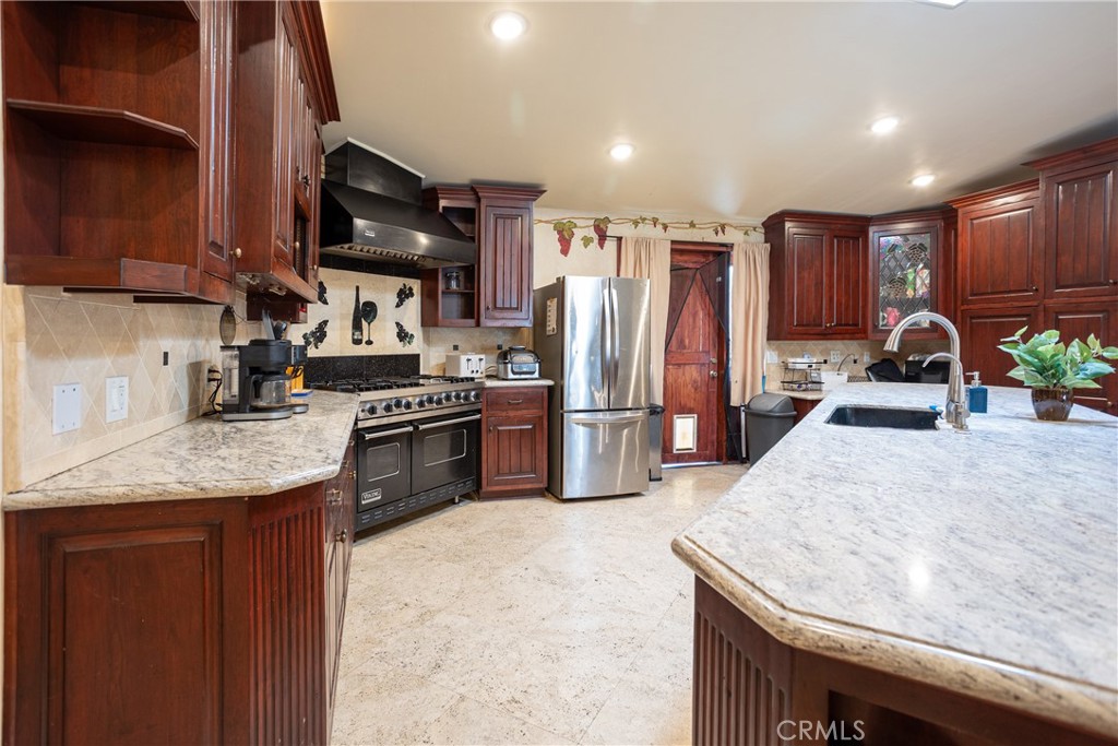 6378 East Rancho Cucamonga, CA 91739 - Photo 10 of 75