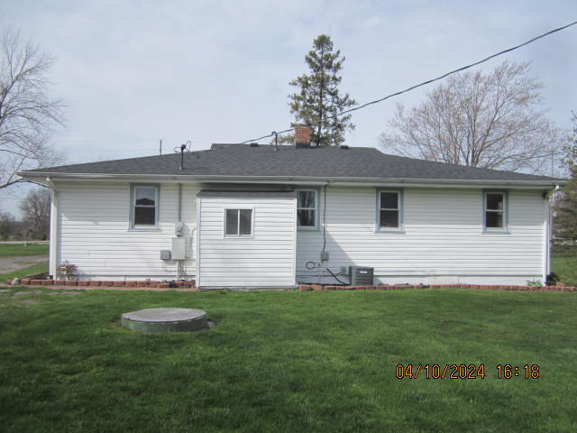 2325 Carleton West Road Carleton, MI 48117 - Photo 6 of 10 IMG_4080