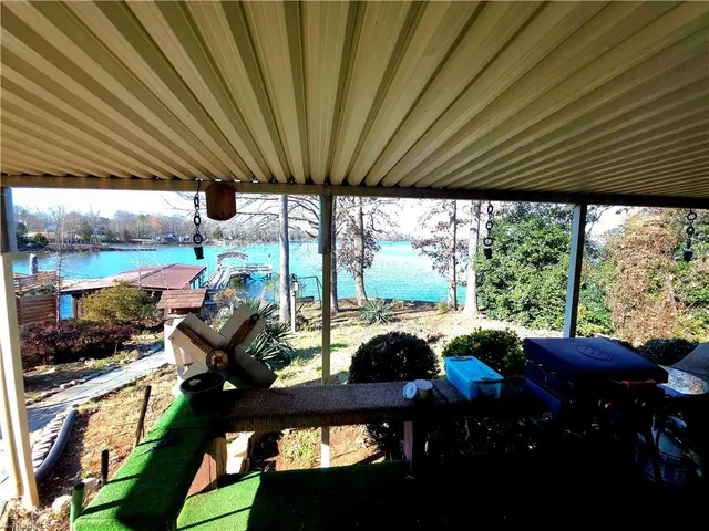 $470,000 | 220 Yachtsman Drive, Salisbury, NC 28146