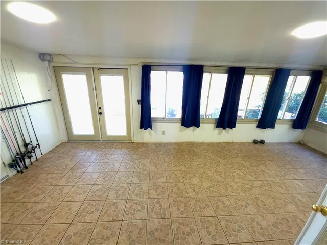 $470,000 | 220 Yachtsman Drive, Salisbury, NC 28146