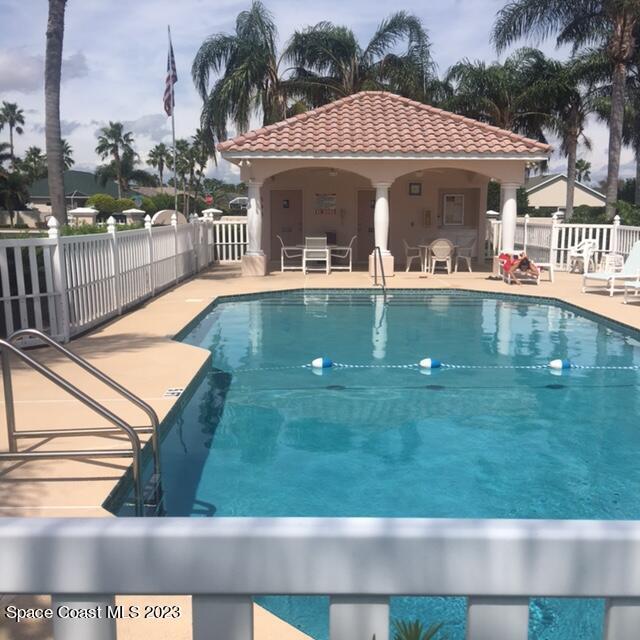 369 Renaissance Avenue Melbourne, FL 32940 - Photo 20 of 21 COMMUNITY POOL