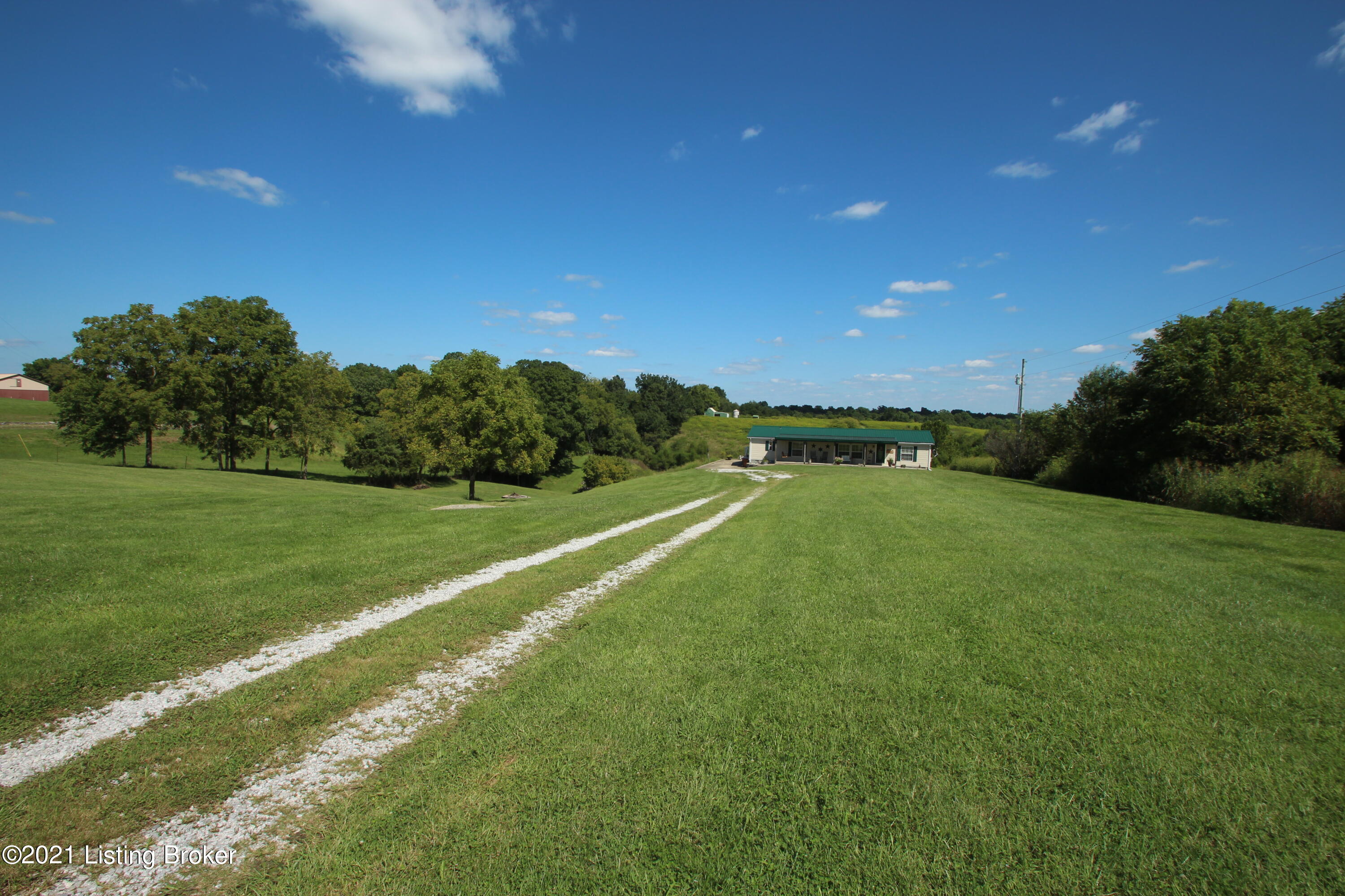 6175 Bethlehem Road Pleasureville, KY 40057 - Photo 40 of 106 IMG_9089