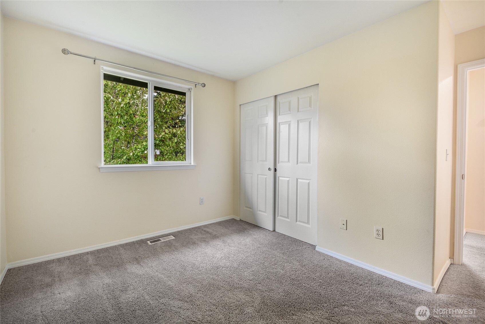 18302 8th Avenue Southeast Bothell, WA 98012 - Photo 26 of 32 Gallery Image 26