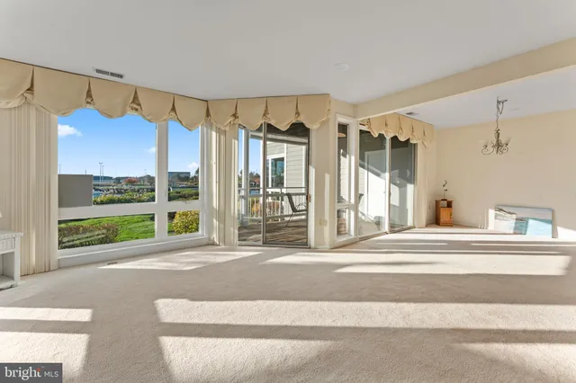 $580,000 | 110 Oyster Cove Drive, Grasonville, MD 21638