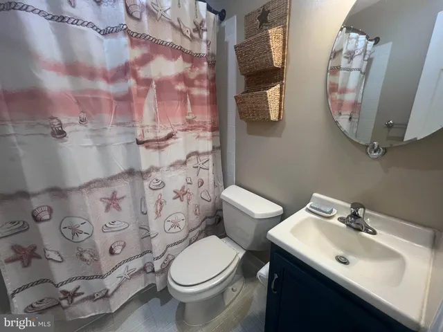 $580,000 | 110 Oyster Cove Drive, Grasonville, MD 21638