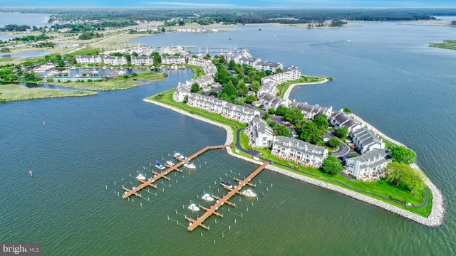 $580,000 | 110 Oyster Cove Drive, Grasonville, MD 21638