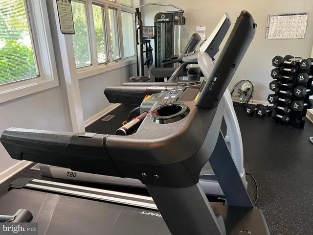 $580,000 | 110 Oyster Cove Drive, Grasonville, MD 21638