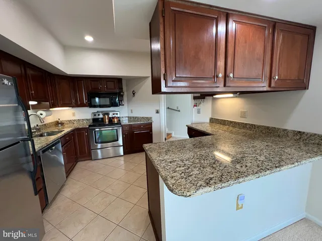 $580,000 | 110 Oyster Cove Drive, Grasonville, MD 21638