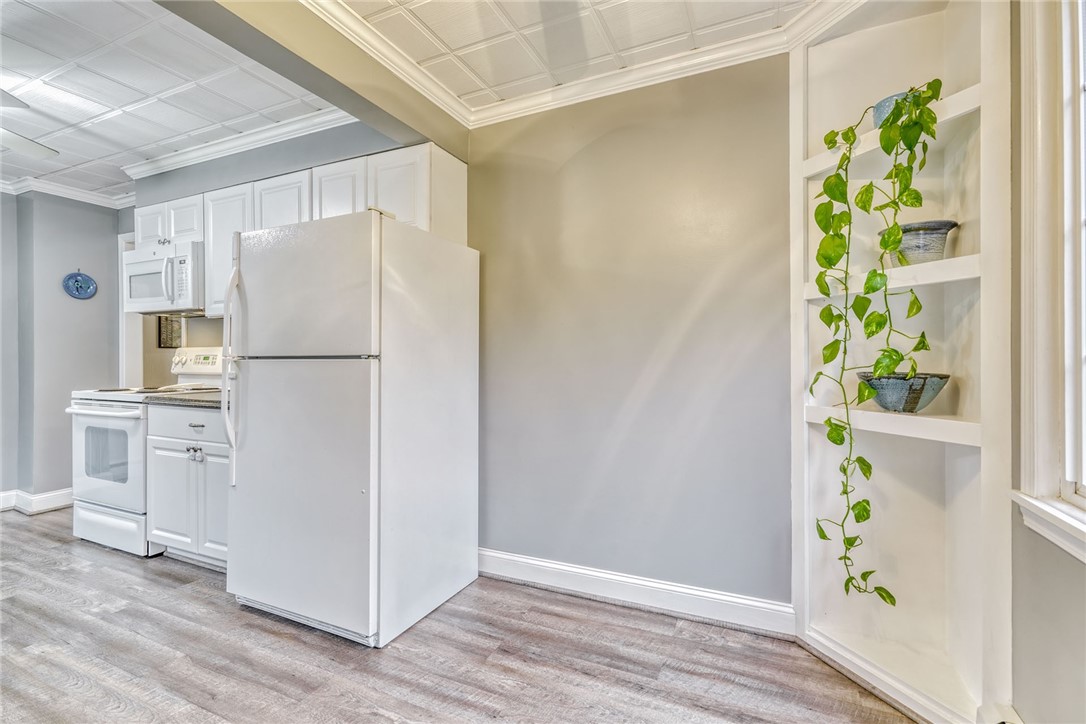 262 Garford Road Irondequoit, NY 14622 - Photo 21 of 42