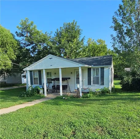 $104,900 | 106 West Cedar Street, Waverly, MO 64096