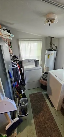 $104,900 | 106 West Cedar Street, Waverly, MO 64096