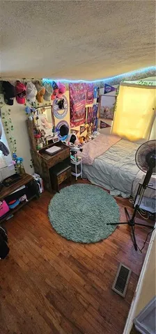 $104,900 | 106 West Cedar Street, Waverly, MO 64096