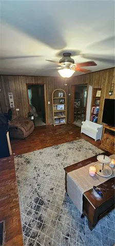 $104,900 | 106 West Cedar Street, Waverly, MO 64096