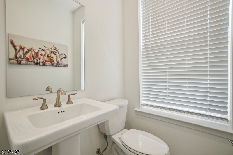 10 Cecala Road Morris Plains, NJ 07950 - Photo 9 of 25