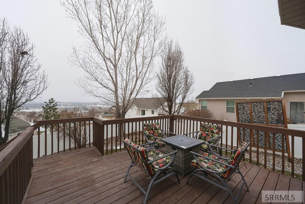 1593 Pointview Drive Pocatello, ID 83201 - Photo 11 of 55