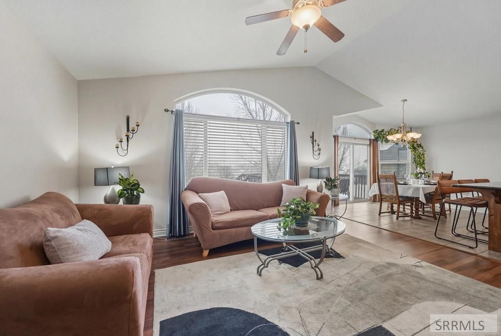 1593 Pointview Drive Pocatello, ID 83201 - Photo 15 of 55