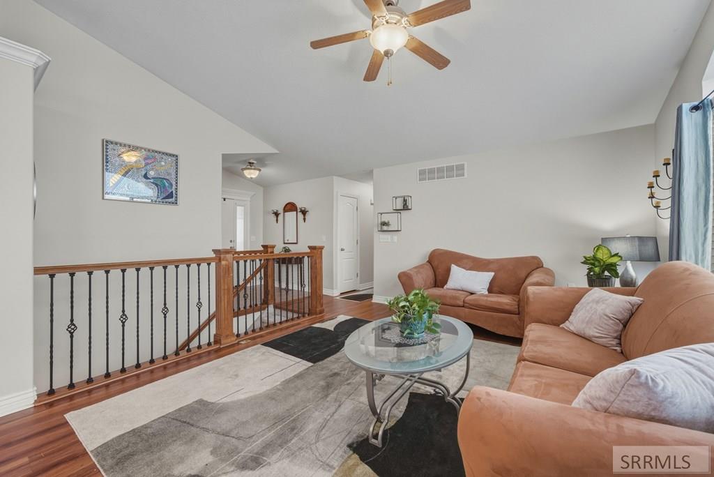 1593 Pointview Drive Pocatello, ID 83201 - Photo 17 of 55