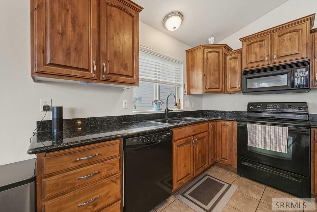 1593 Pointview Drive Pocatello, ID 83201 - Photo 21 of 55