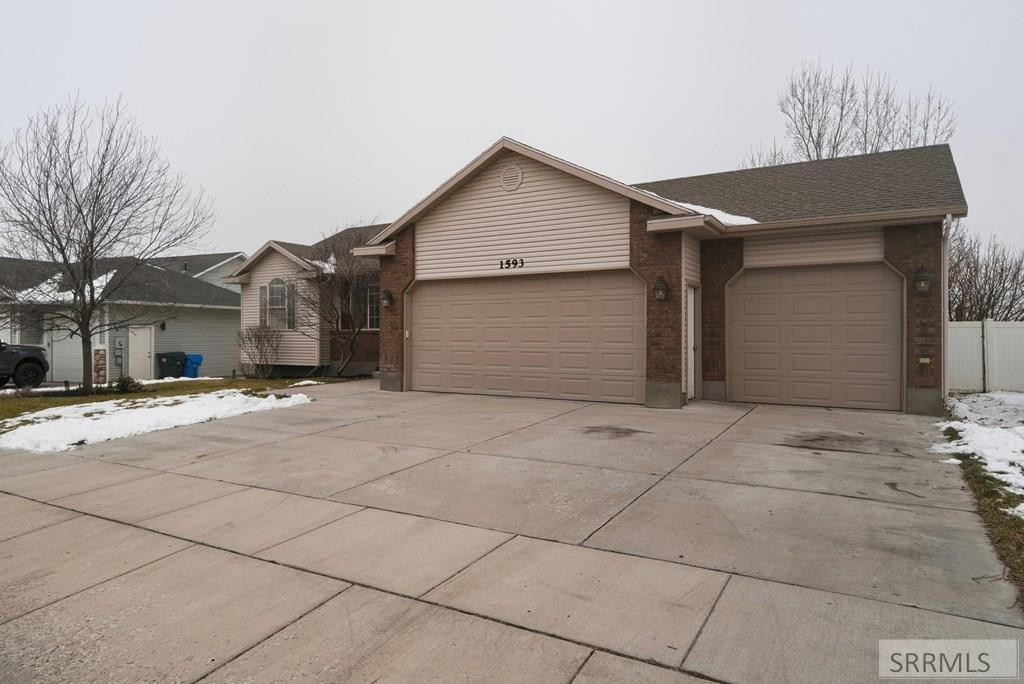 1593 Pointview Drive Pocatello, ID 83201 - Photo 5 of 55