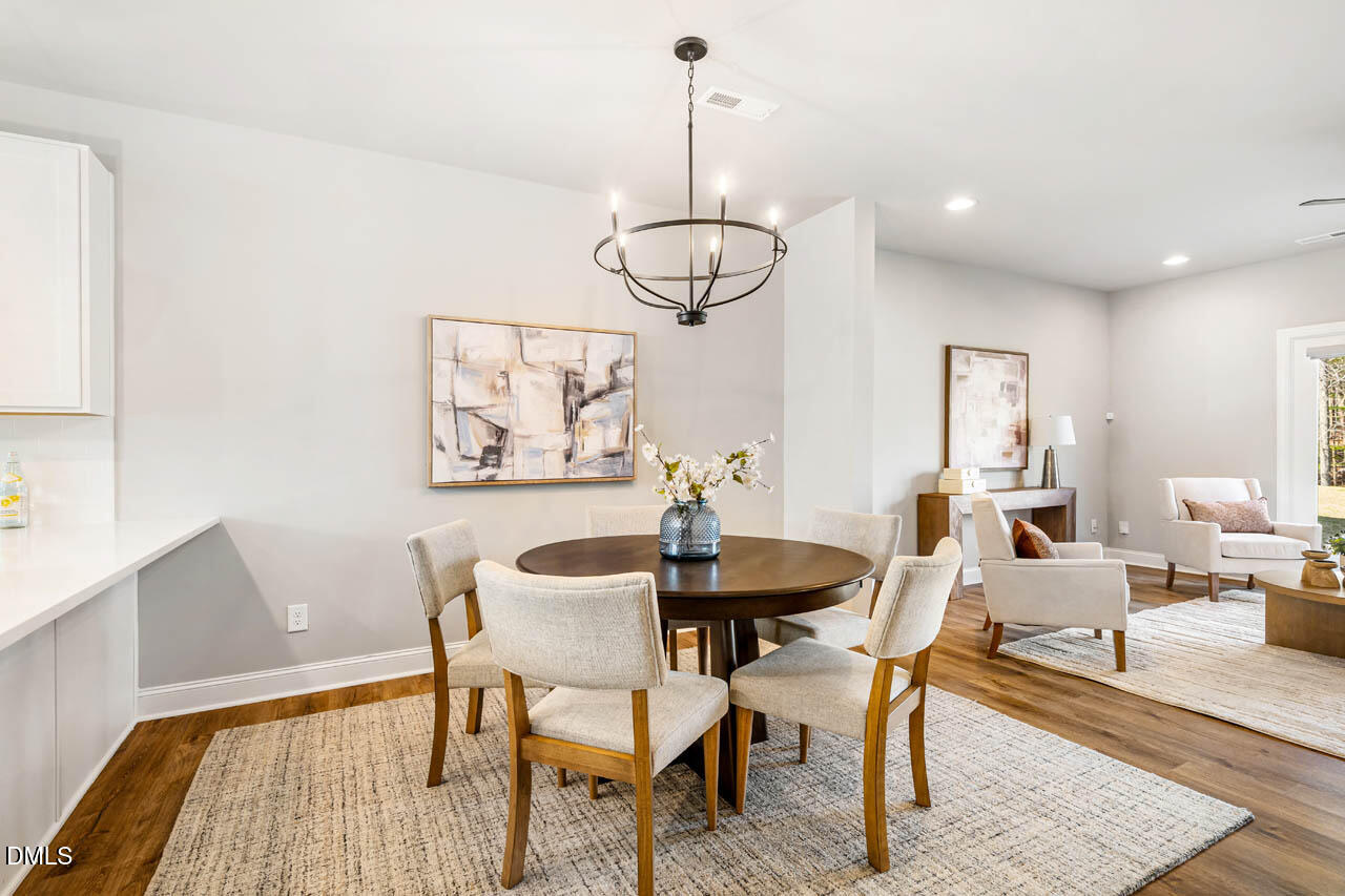 5709 Parker Pines Raleigh, NC 27609 - Photo 12 of 33 5709ParkerPinesCt-020