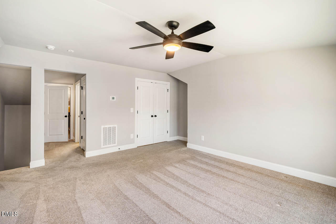 5709 Parker Pines Raleigh, NC 27609 - Photo 27 of 33 5709ParkerPinesCt-034