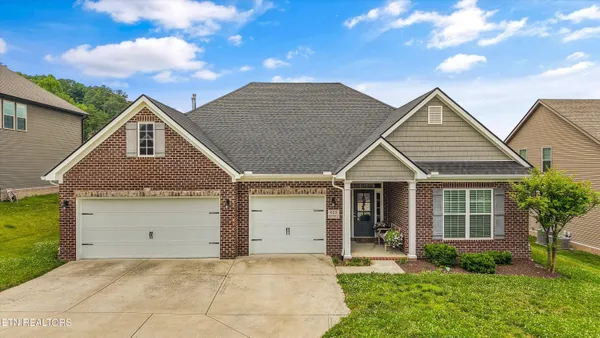 $625,000 | 625 Branchwood Lane, Maryville, TN 37801