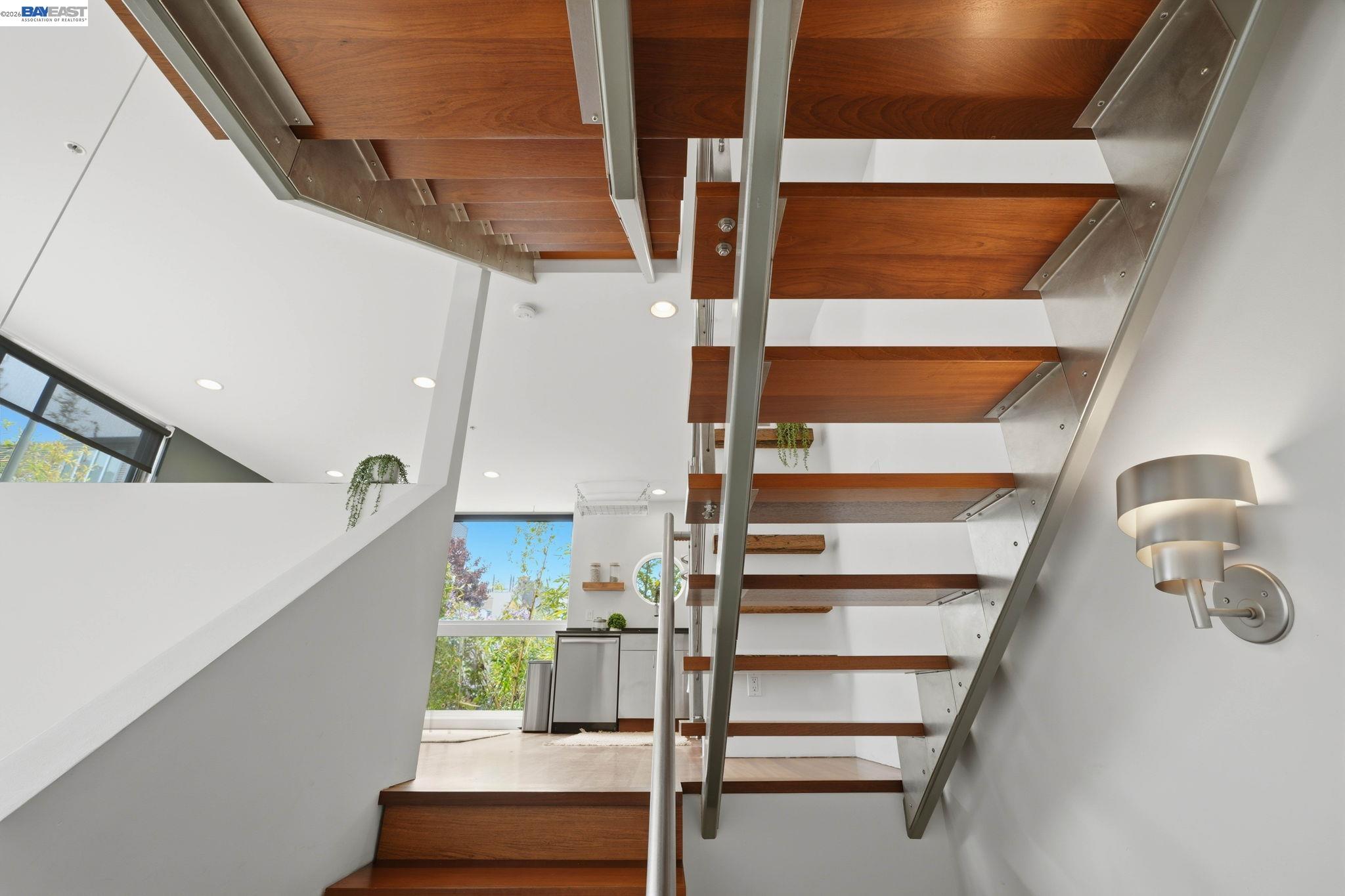 2709 Tenth Street, Unit D Berkeley, CA 94710 - Photo 31 of 67