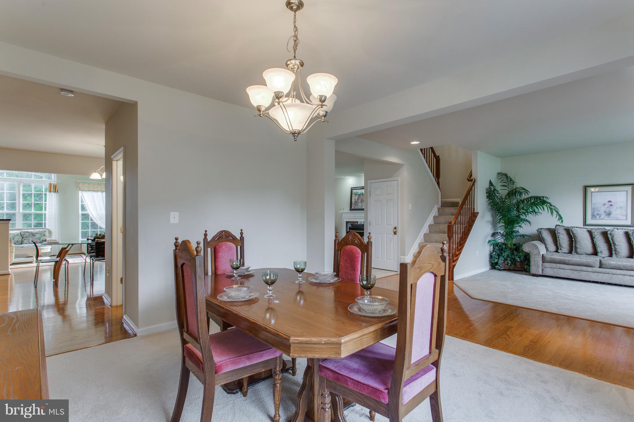 25868 Spring Farm Circle Chantilly, VA 20152 - Photo 5 of 30 Dining Room Open to Entrance