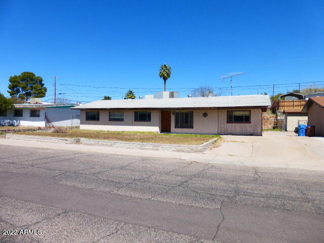 310 Croydon Road Kearny, AZ 85137 - Photo 1 of 13 P1040185