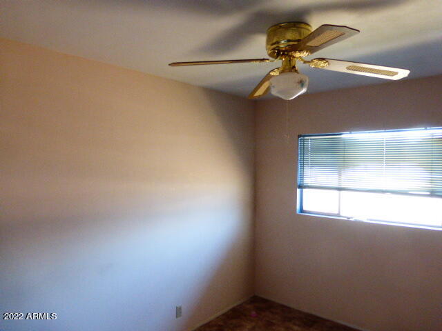 310 Croydon Road Kearny, AZ 85137 - Photo 7 of 13 P1040193