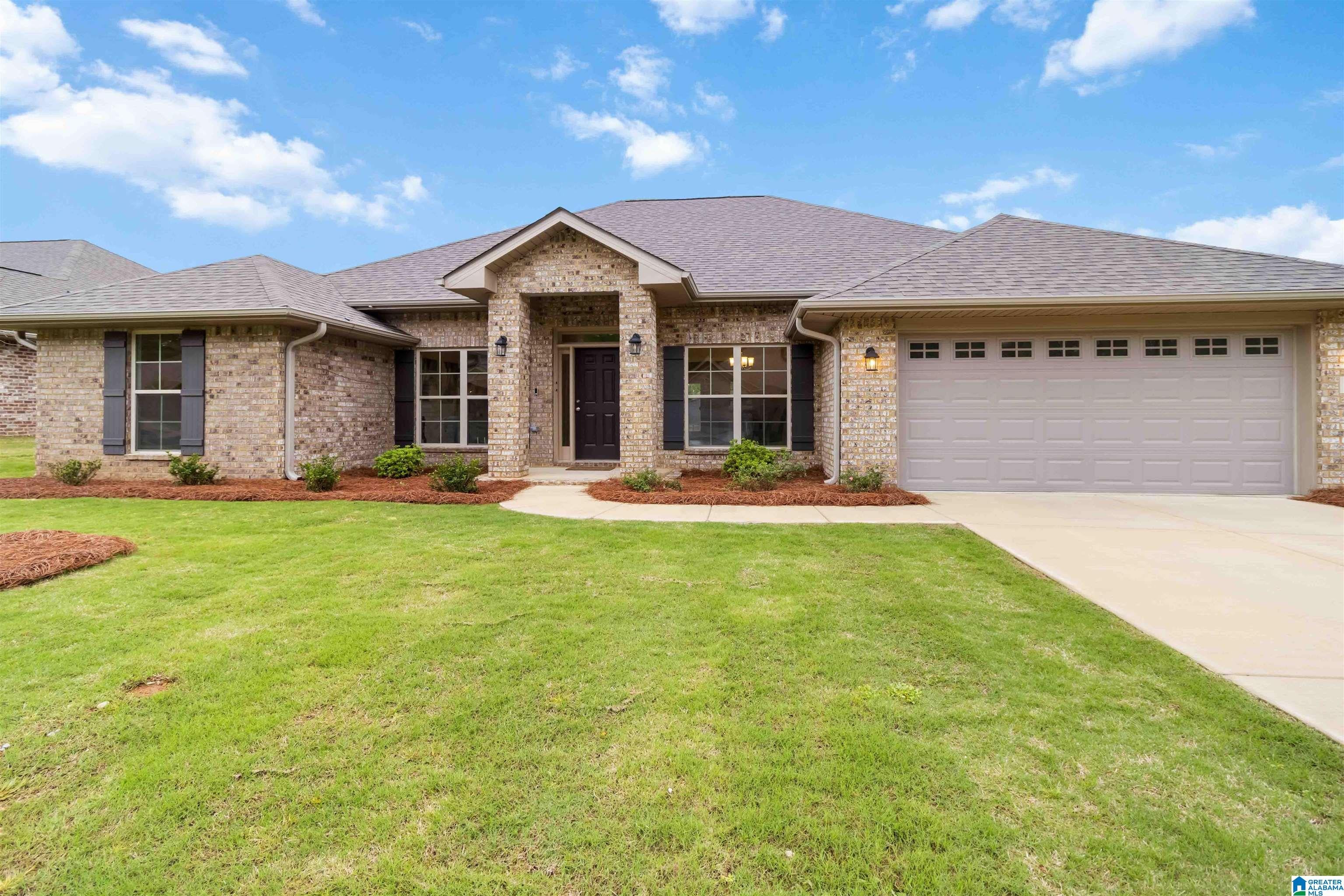 405 Patrick Road Alabaster, AL 35114 - Photo 1 of 29 Gallery Image 1