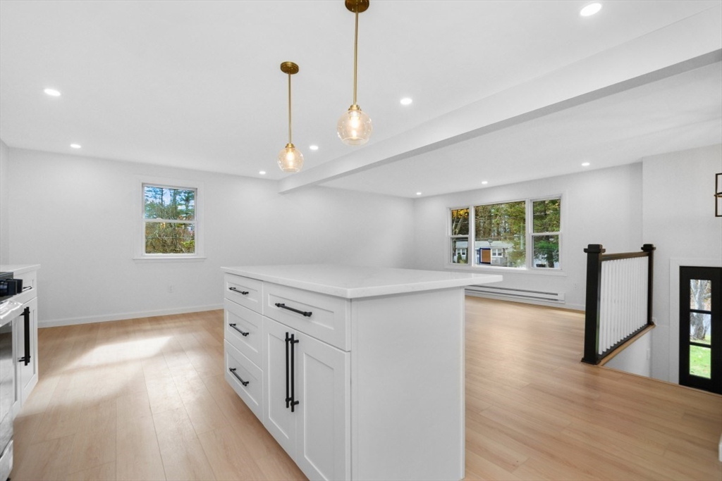 17 Susan Lane Bellingham, MA 02019 - Photo 4 of 20