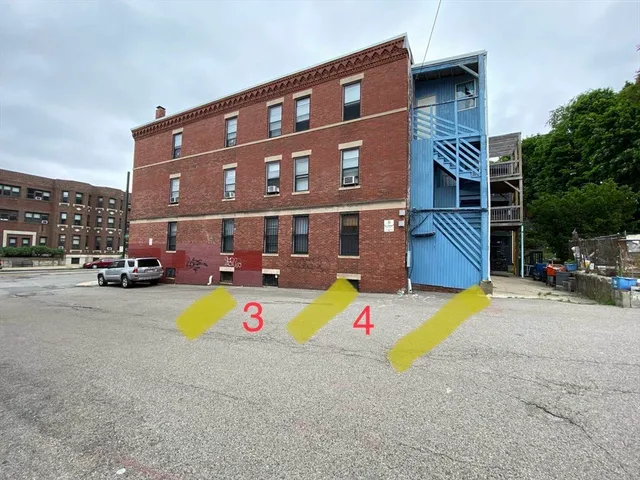 $170 | 872 Huntington Avenue, Unit PARKING 3, Boston, MA 02115