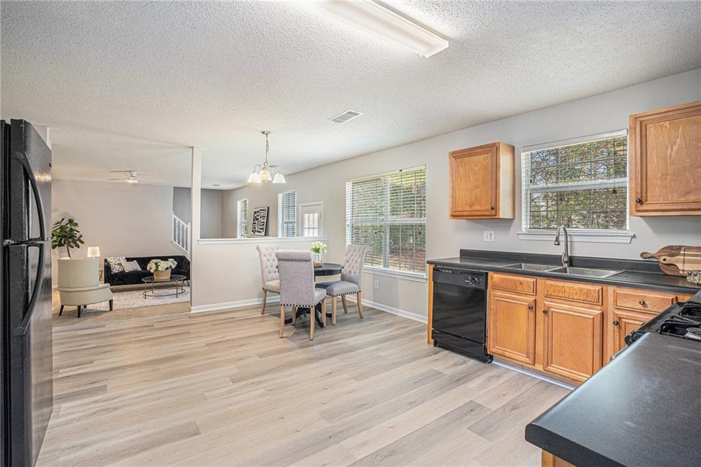 1492 St George Place Conyers, GA 30012 - Photo 10 of 27