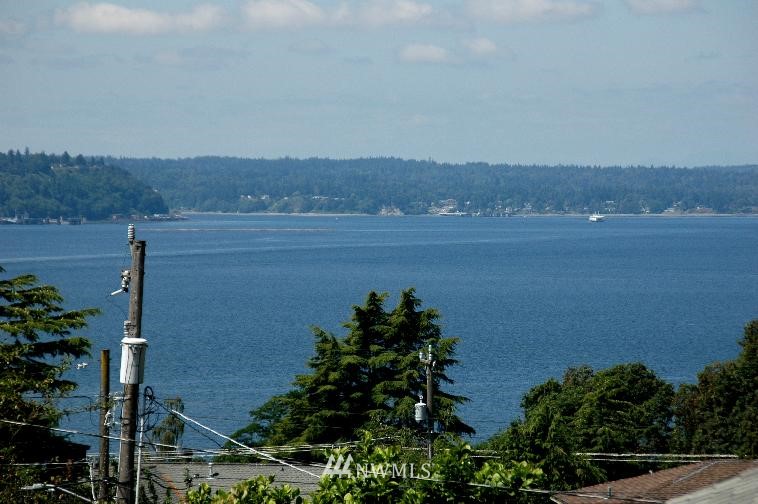 4332 Southwest Cloverdale Street Seattle, WA 98136 - Photo 1 of 6 Gallery Image 1
