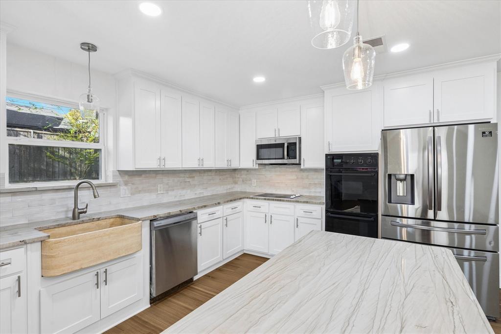 5719 Valley Ridge Court Arlington, TX 76017 - Photo 13 of 27