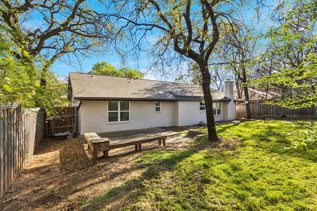 5719 Valley Ridge Court Arlington, TX 76017 - Photo 26 of 27