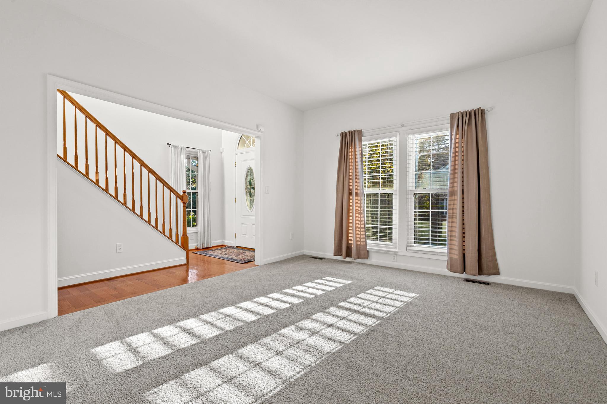 8516 Springway Road Ellicott City, MD 21043 - Photo 5 of 43 Living Room