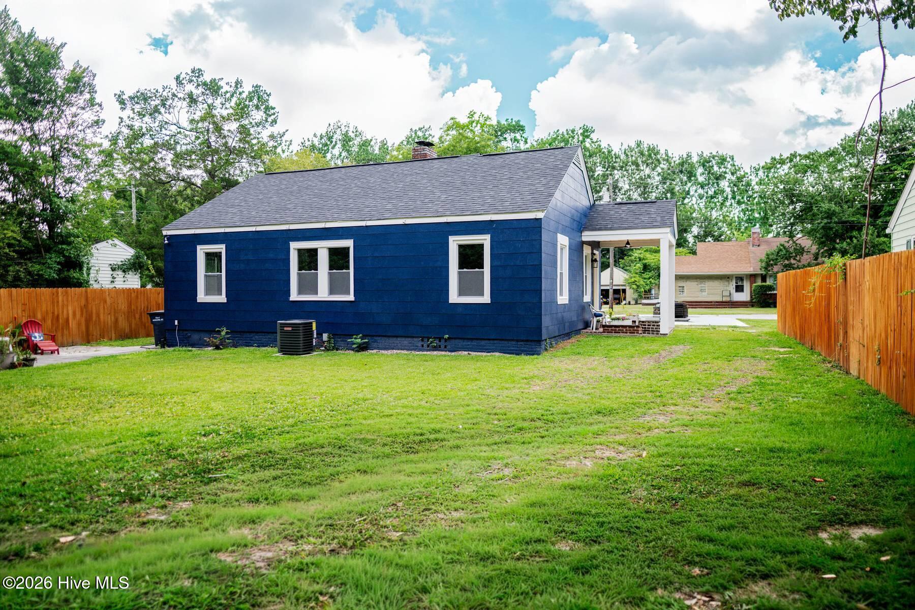 303 Stratford Road Jacksonville, NC 28540 - Photo 4 of 20