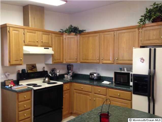 9 Edgewood Drive Cream Ridge, NJ 08514 - Photo 8 of 20 Additional Photo